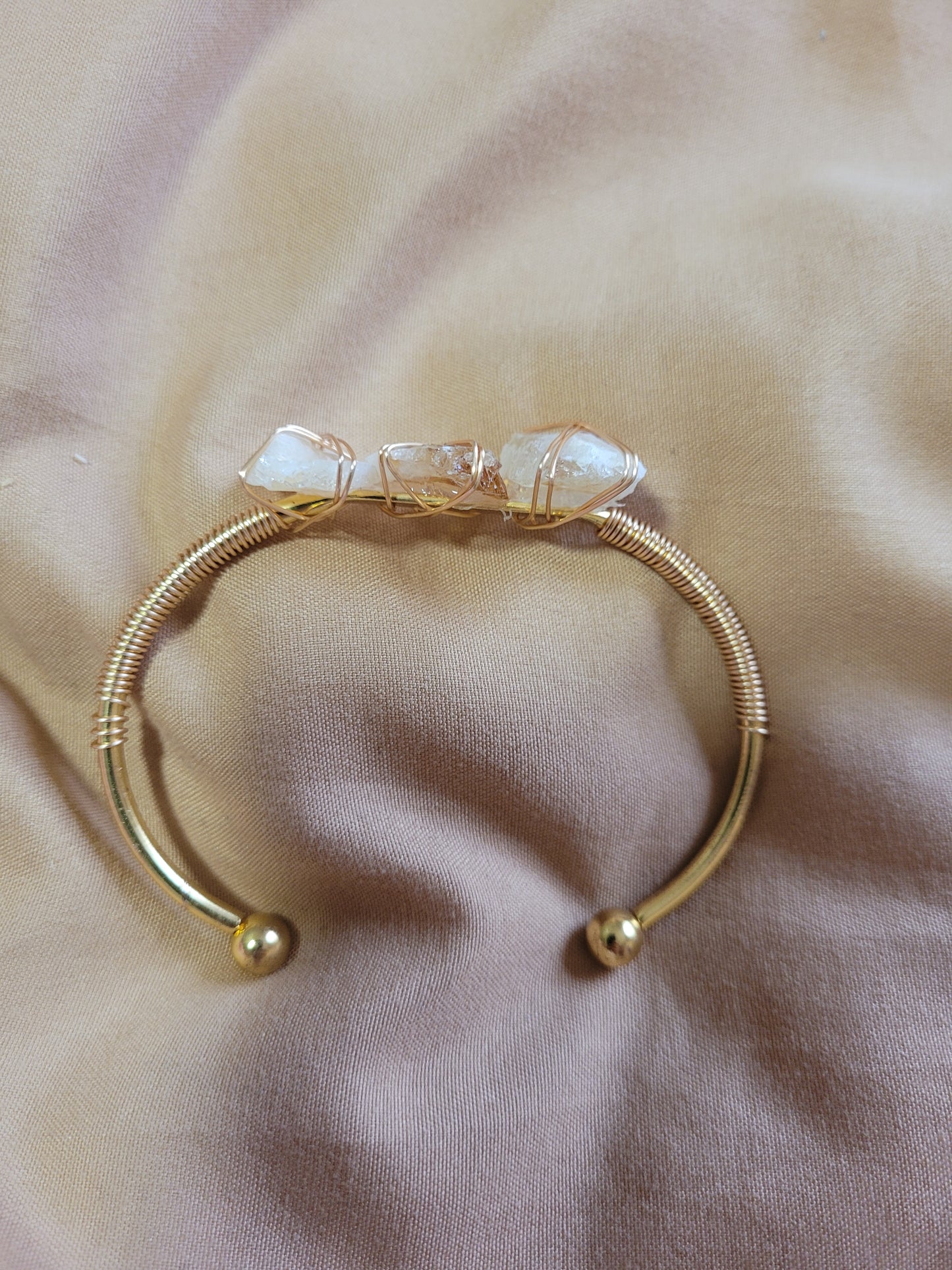 Natural Citrine Crystal Bangle Bracelet with Golden-Tone Copper Wire
